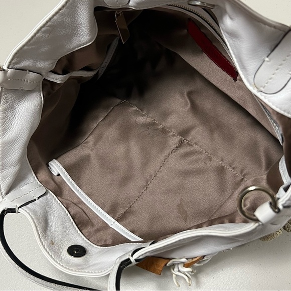 VALENTINO Garavani Floral Applique Leather Tote in White - Picture 14 of 16